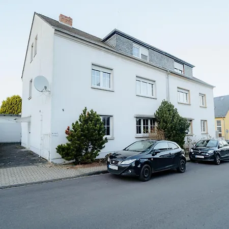 Metternich Apartment, Perfekt Fuer 4 Coblença