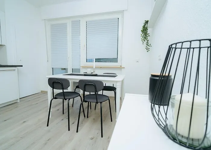 Metternich Apartment, Perfekt Fuer 4 * Coblença